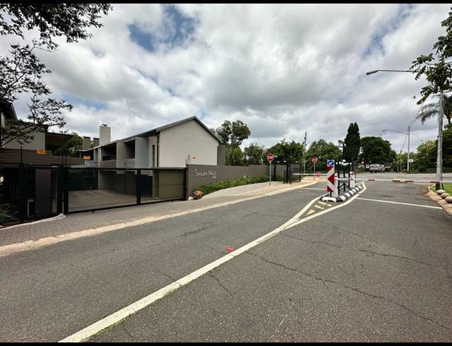 2 BEDROOM APARTMENT FOR SALE IN LYNNWOOD